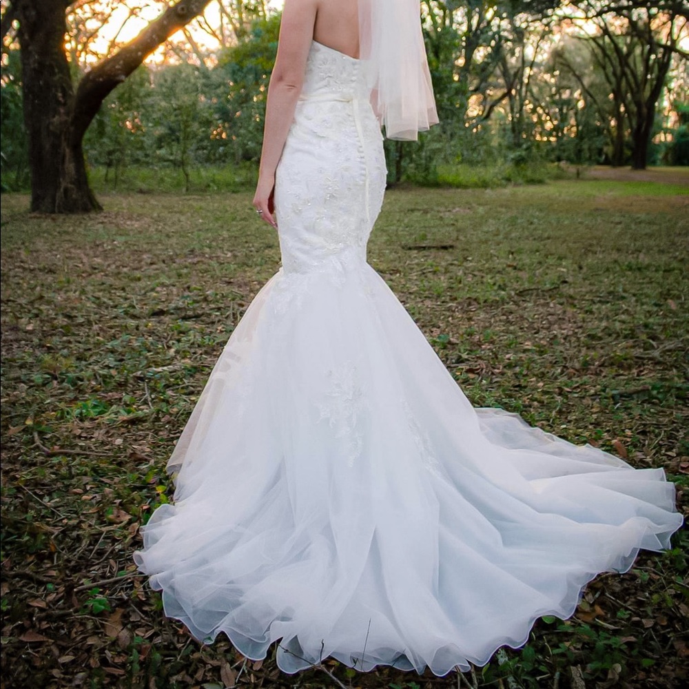 Beautiful heart neckline, mermaid, wedding dress.